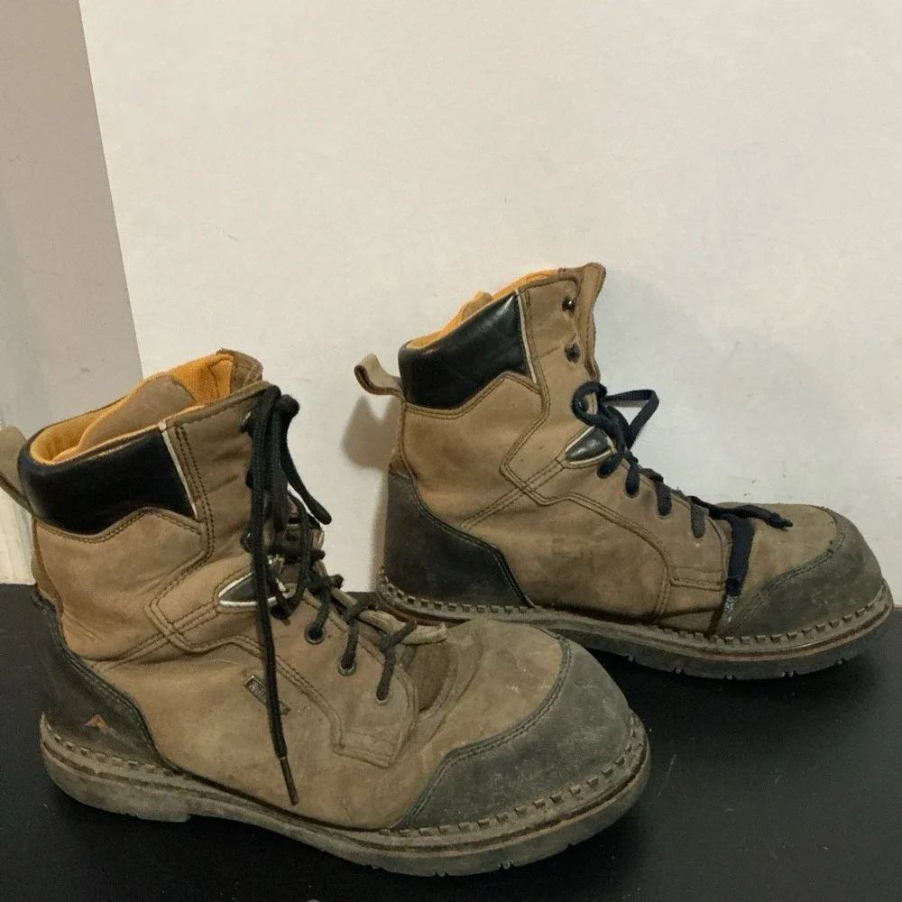 Ridgecut Brown Steel Toe Boots Mens 11 M RCT004TS Mismatched Laces
